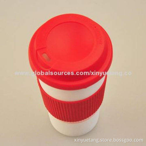 Double-wall PP Cheap Plastic Coffee Mug with Silicone Sleeve